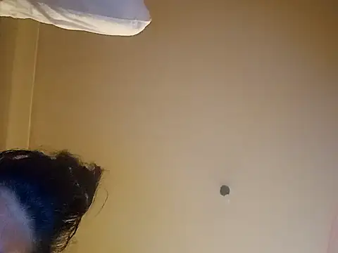 Snapshot of gala2 chatting on 03.17.25 gala2 online show from 03.17.25