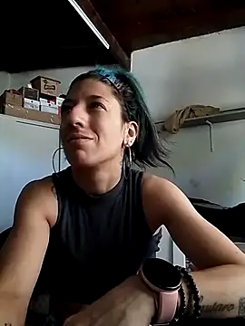 Snapshot of gala2 chatting on 10.02.25 gala2 online show from 10.02.25