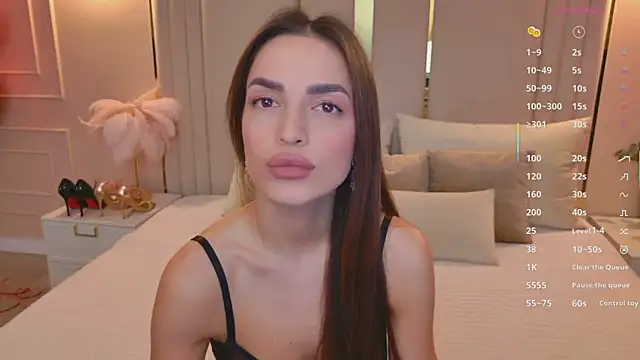 BellaHalles online show from 02.08.26