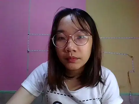 Nanoko online show from 03.09.25