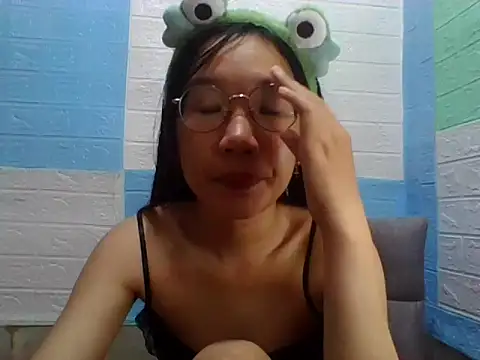 Nanoko online show from 09.29.25