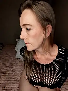 Deviant Desires xx online show from 11.16.25