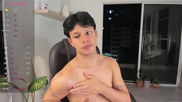 Snapshot of Alexxblue chatting on 12.04.24 Alexxblue online show from 12.04.24