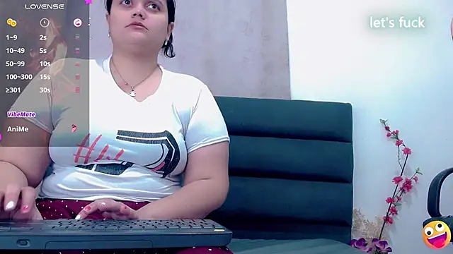 brunnette hot online show from 02.20.26