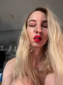 Snapshot of Adelina0001 chatting on 02.19.25 Adelina0001 online show from 02.19.25