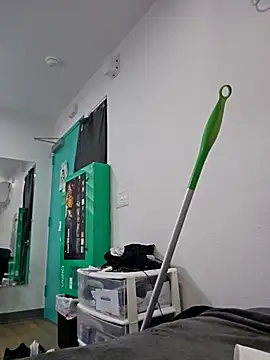 Iliketocooksquirt25 online show from 10.26.25