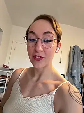 Snapshot of ketarisenup chatting on 02.16.25 ketarisenup online show from 02.16.25