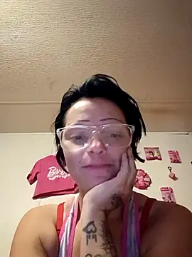 Snapshot of JanstaX chatting on 11.13.25 JanstaX online show from 11.13.25