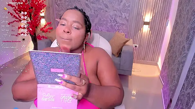 Snapshot of Rebeka_spencer chatting on 03.13.25 Rebeka spencer online show from 03.13.25