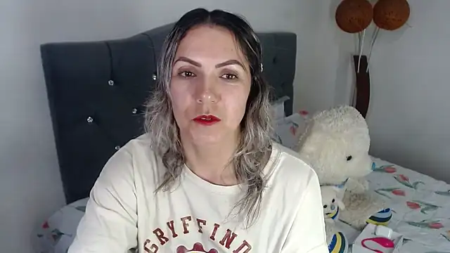 Chantal hott online show from 05.09.26