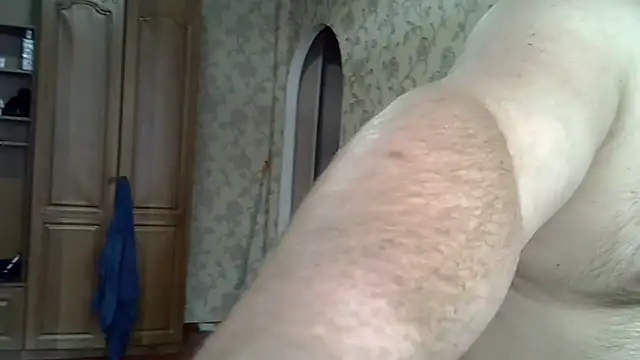 Snapshot of Nilola6 chatting on 02.24.25 Nilola6 online show from 02.24.25