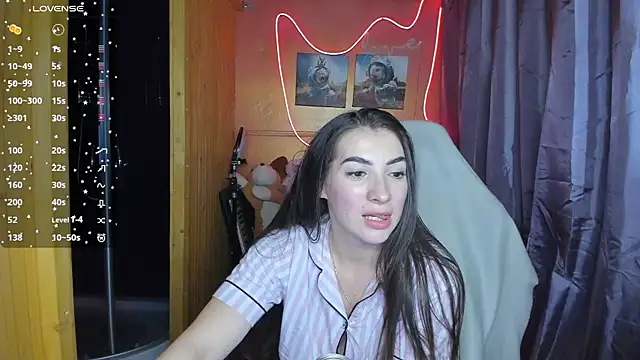 Snapshot of Fiery_Brunette_ chatting on 03.03.25 Fiery Brunette  online show from 03.03.25