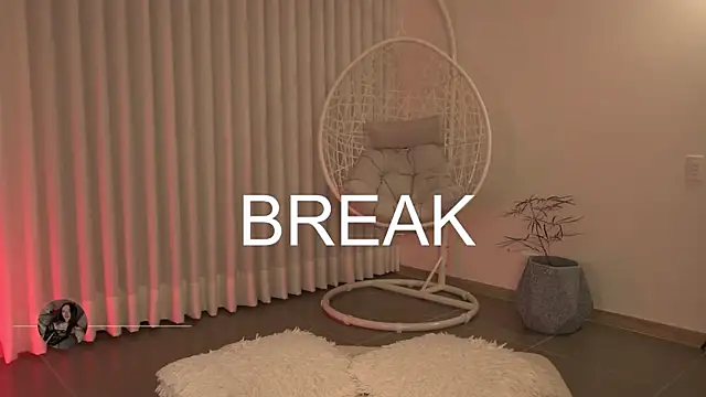 Daihanwatson  online show from 12.12.24