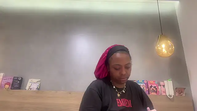 ChocolateCakeQueen online show from 06.08.26