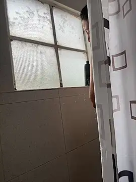 Snapshot of hannahb-e chatting on 03.13.26 hannahb-e online show from 03.13.26