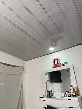 Snapshot of hannahb-e chatting on 03.17.26 hannahb-e online show from 03.17.26