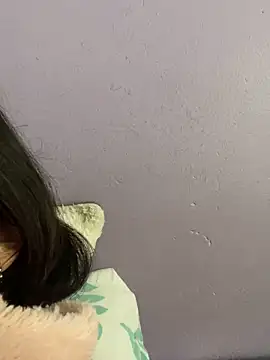 Snapshot of hannahb-e chatting on 03.18.26 hannahb-e online show from 03.18.26