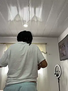 Snapshot of hannahb-e chatting on 03.30.26 hannahb-e online show from 03.30.26