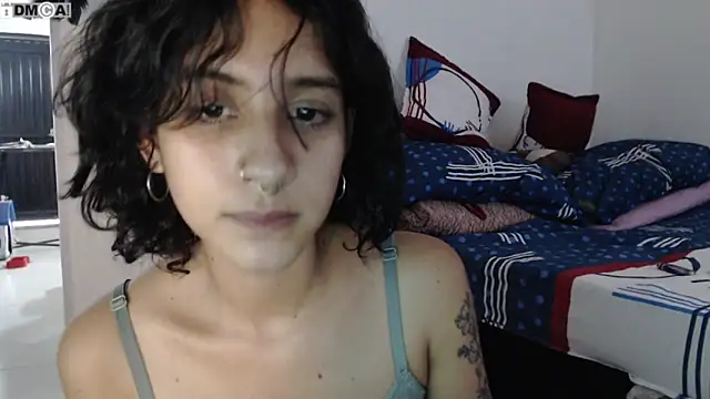 AlinaWoolf  online show from 11.05.25