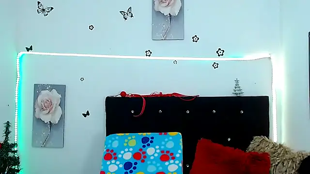 Snapshot of AngeDrty chatting on 12.22.24 AngeDrty online show from 12.22.24