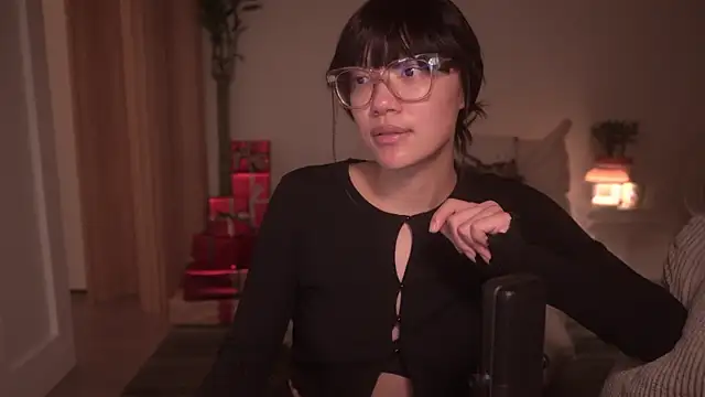 meganmei666 online show from 12.22.24