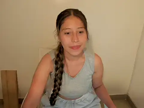 kiaraowen online show from 03.15.25