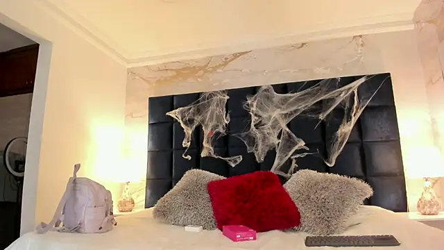 EVELIN MASON online show from 10.04.25