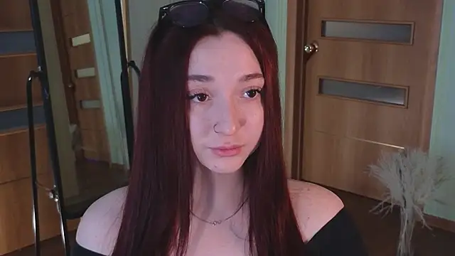 YasmineWest online show from 01.18.25