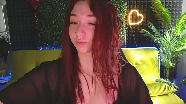 YasmineWest online show from 03.22.25