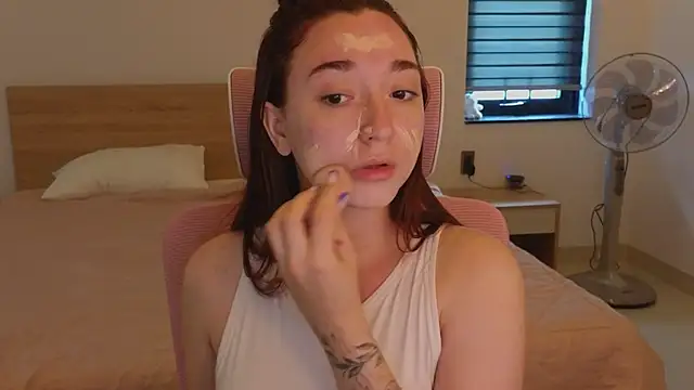 YasmineWest online show from 03.18.26