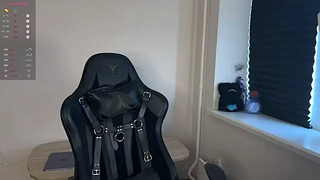 carthylovvve online show from 10.16.25