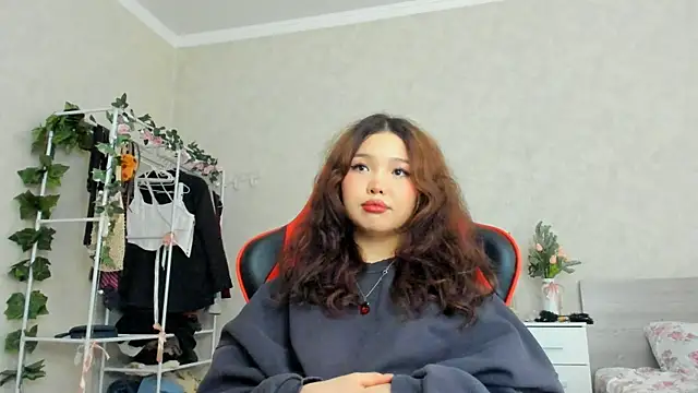 Snapshot of wastforu chatting on 02.11.25 wastforu online show from 02.11.25