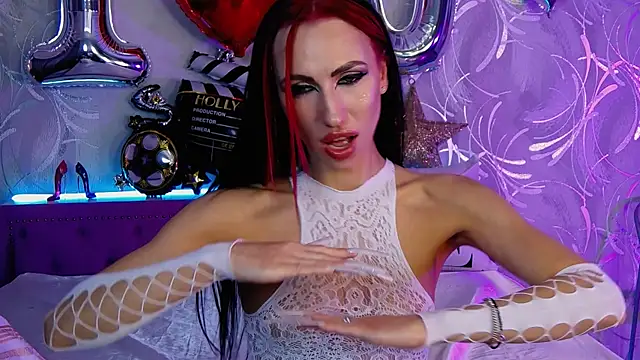 Snapshot of MeganLuxstar chatting on 06.01.26 MeganLuxstar online show from 06.01.26
