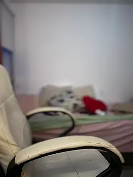 horny roomiess online show from 06.03.26