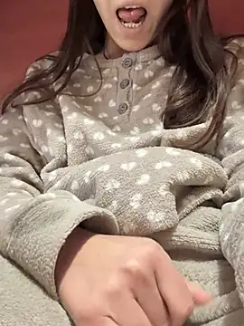 Snapshot of rossana99_ chatting on 12.28.24 rossana99 online show from 12.28.24