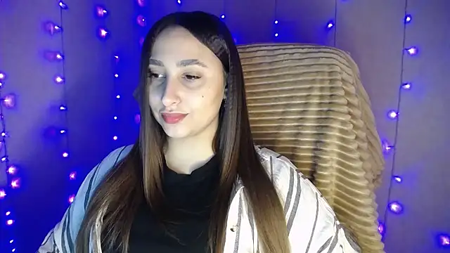 QueenOfAngels online show from 01.16.25