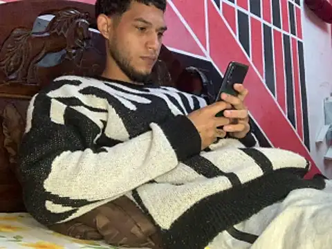 tanned boy online show from 04.12.26