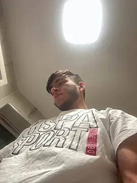 Snapshot of alejdrip chatting on 12.12.24 alejdrip online show from 12.12.24