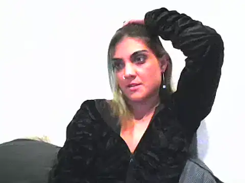 StripKi online show from 02.11.25