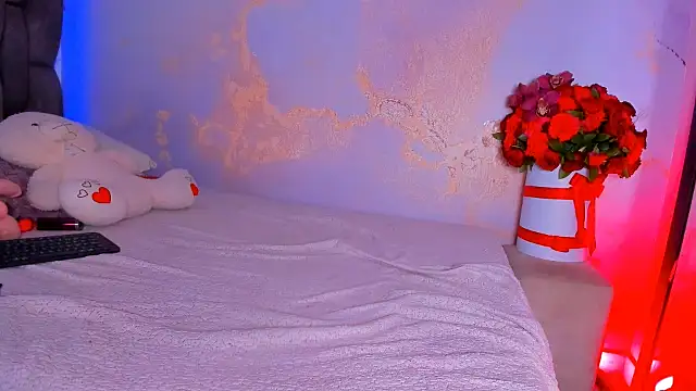 camilawhite   online show from 02.17.26