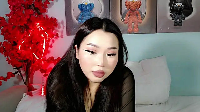 Snapshot of ichiben chatting on 10.08.25 ichiben online show from 10.08.25