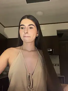 Coralinee 01 online show from 11.30.25