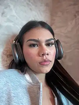 Snapshot of SakuraKato chatting on 03.06.25 SakuraKato online show from 03.06.25