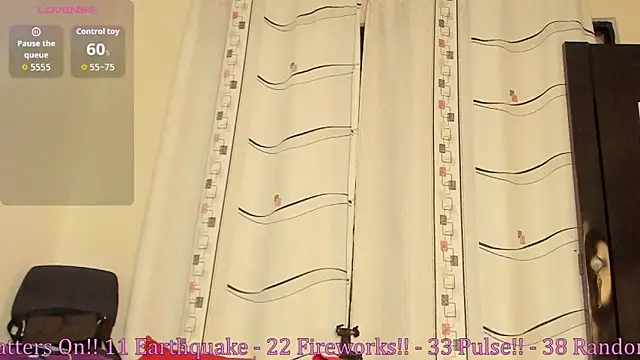 Snapshot of caryn_johnson chatting on 04.02.26 caryn johnson online show from 04.02.26