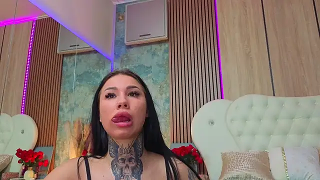 Snapshot of AngellBlackX chatting on 07.22.26 AngellBlackX online show from 07.22.26