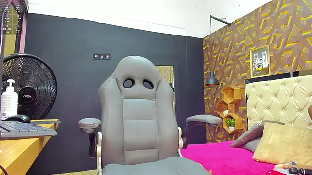 deyy madissonn online show from 02.10.25