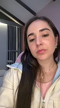 Victoria-And1 online show from 11.04.25