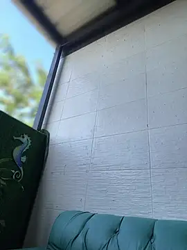 AleezaFrench online show from 01.20.25