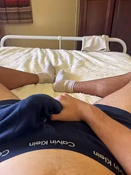 h0rnyguy001 online show from 04.17.26