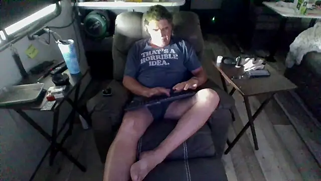 lateniter online show from 04.23.26